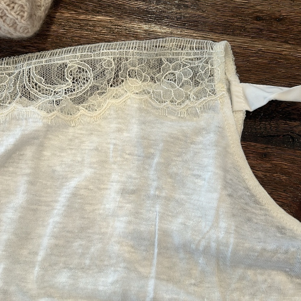 NWT Sezane Ecru Linen and Lace Short Sleeve Top - Picture 11 of 16